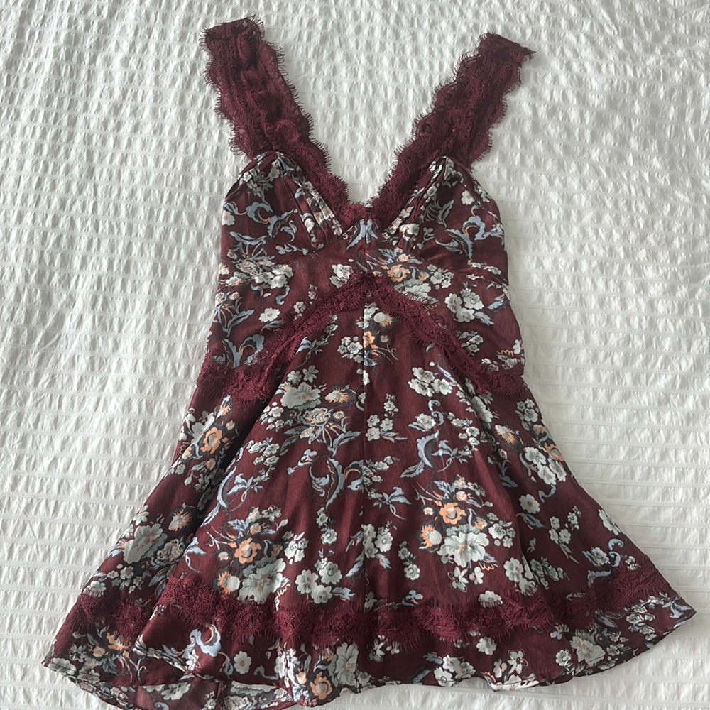 Urban Outfitters Satin Floral Dress Size Small